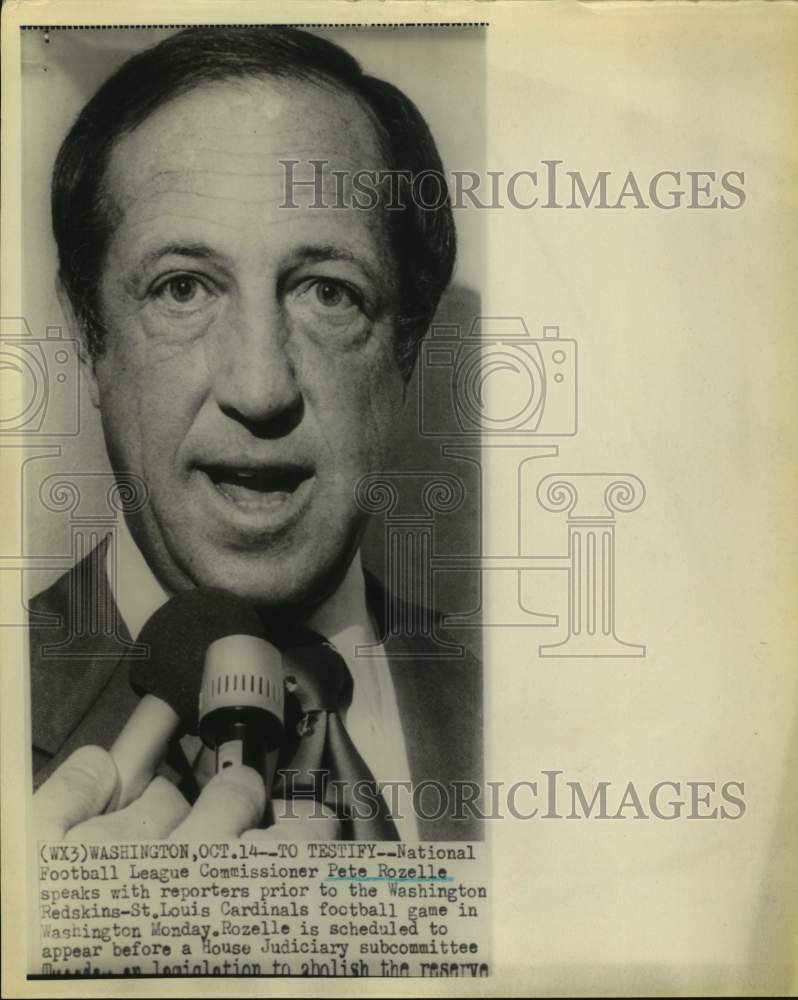 Press Photo National Football League Commissioner Pete Rozelle talks to media- Historic Images