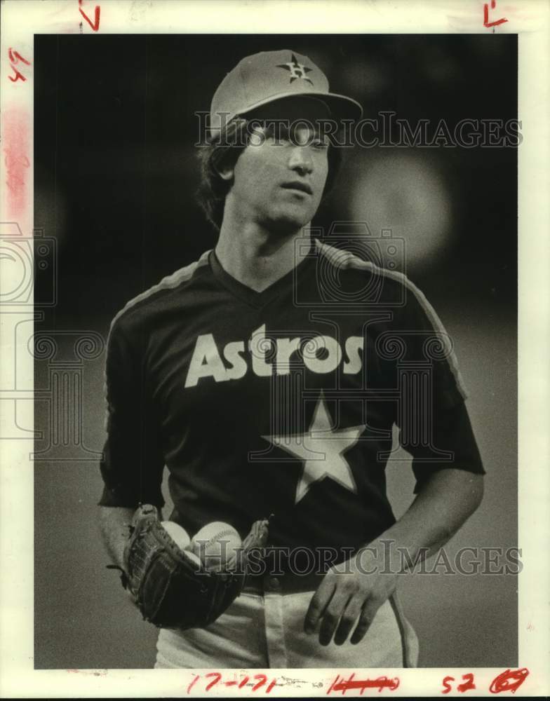 1983 Press Photo Astros pitcher Joe Sambito says strength &amp; stamina are building- Historic Images