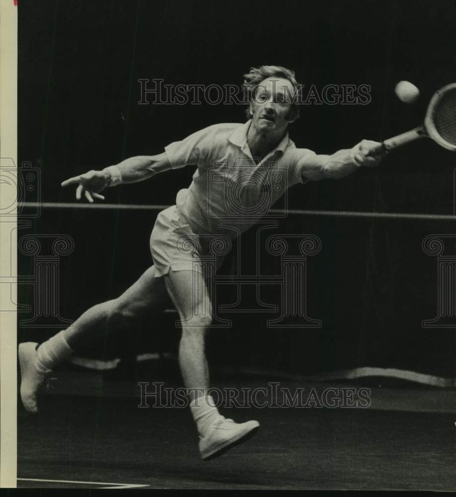 1971 Press Photo Australian tennis star Rod Laver - hcs19462- Historic Images