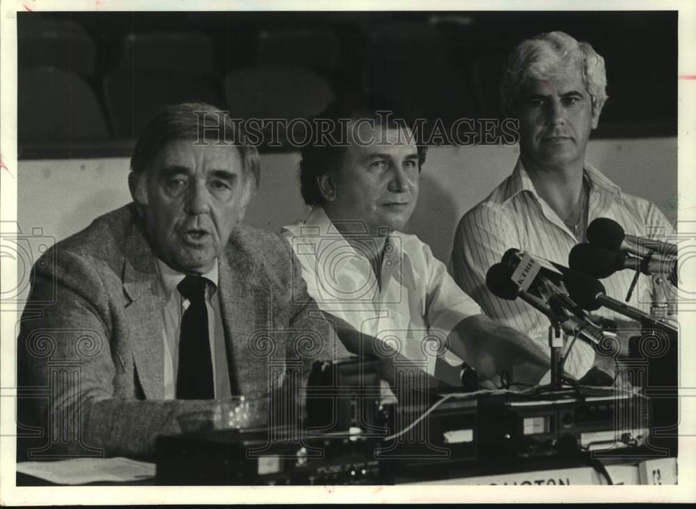 1982 Press Photo Rockets General Manager Ray Patterson - hcs19615- Historic Images