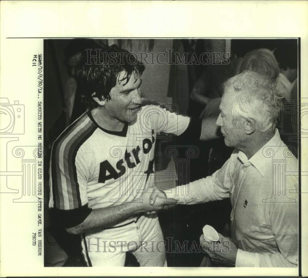 1980 Press Photo Astro Joe Sambito with McMullen in club house after a game- Historic Images