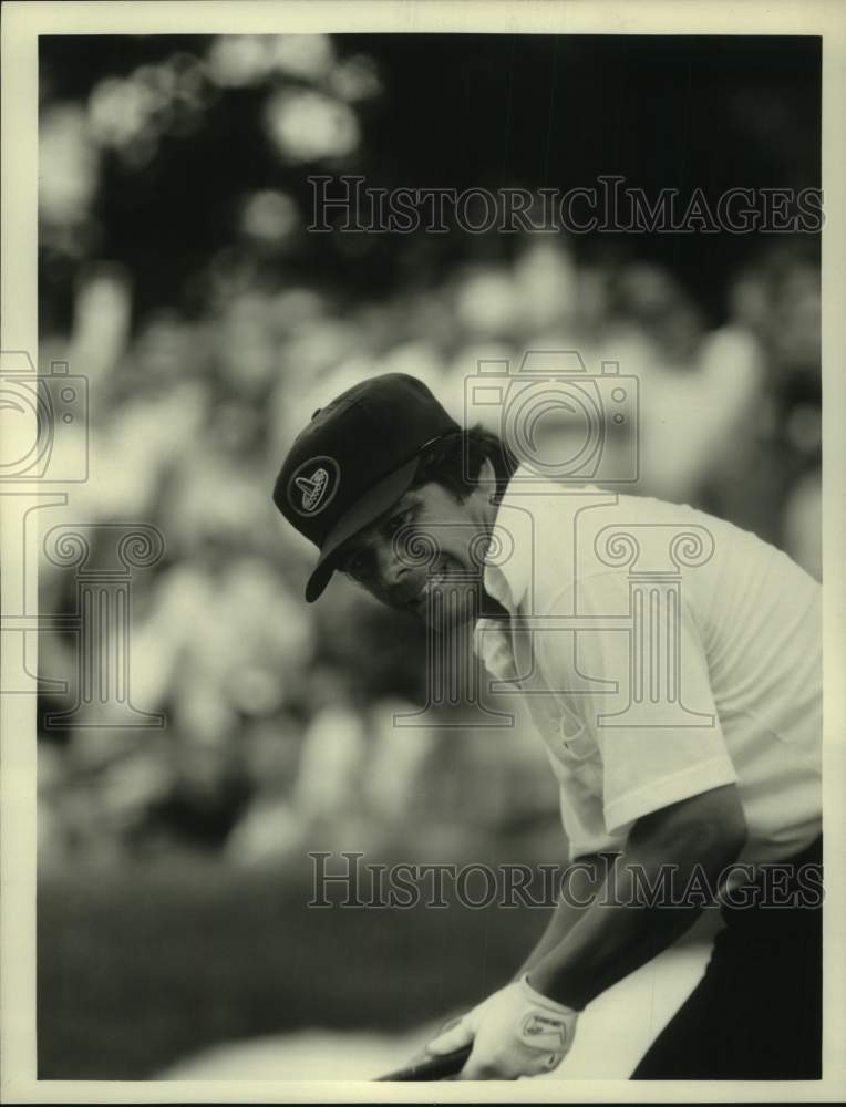 1975 Press Photo Golfer Lee Trevino grimaces as he watches his shot in match- Historic Images