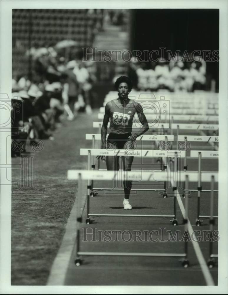 Press Photo Kim Turner heads to &#39;84 Summer Olympics in LA, on ABC 7/27-8/13- Historic Images