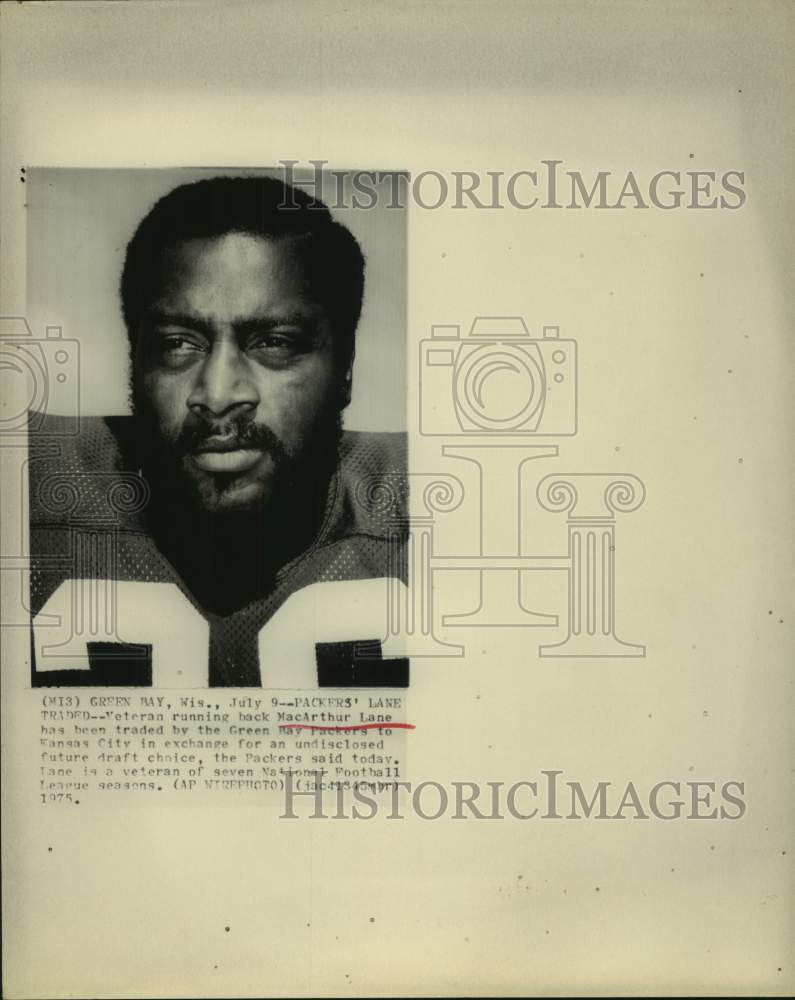 1975 Press Photo Packers' MacArthur Lane traded to Chiefs. - hcs20455- Historic Images