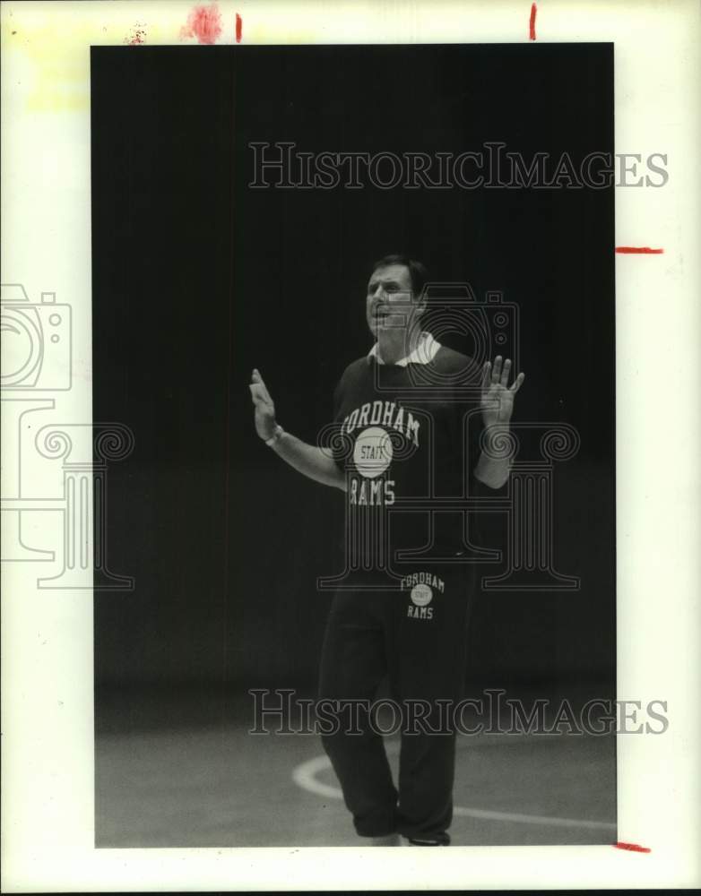 1988 Press Photo Fordham basketball Nick Macarchuk during practice.- Historic Images