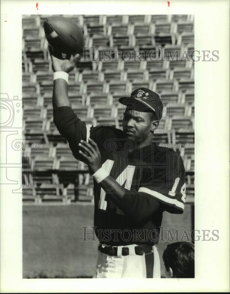 1988 Press Photo Quarterback Kevin Murray was involved in NCAA violations- Historic Images