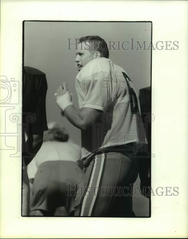 1986 Press Photo Football player Mike Stensrud - hcs20610- Historic Images