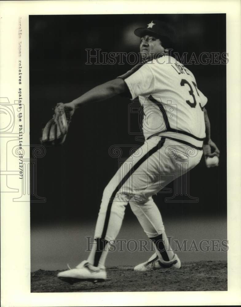 1987 Press Photo Astros Aurelio Lopez pitches relief against the Phillies- Historic Images