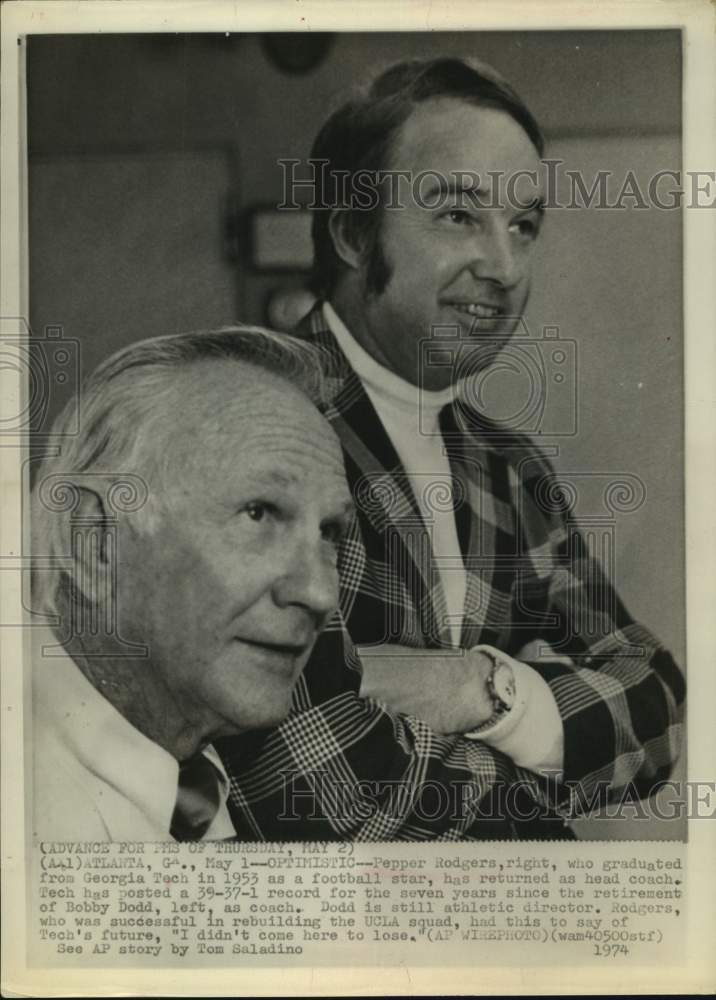 1974 Press Photo Georgia Tech AD Bobby Dodd and football coach Pepper Rodgers- Historic Images