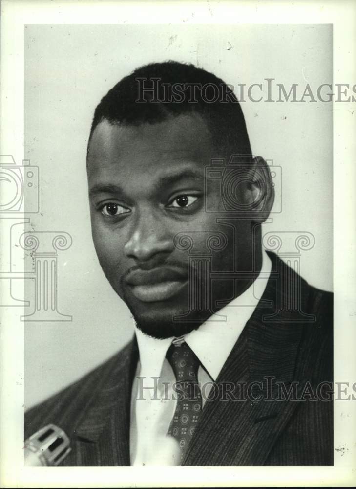 1990 Press Photo Oilers&#39; first round draft pick, Lamar Lathon. - hcs21024- Historic Images