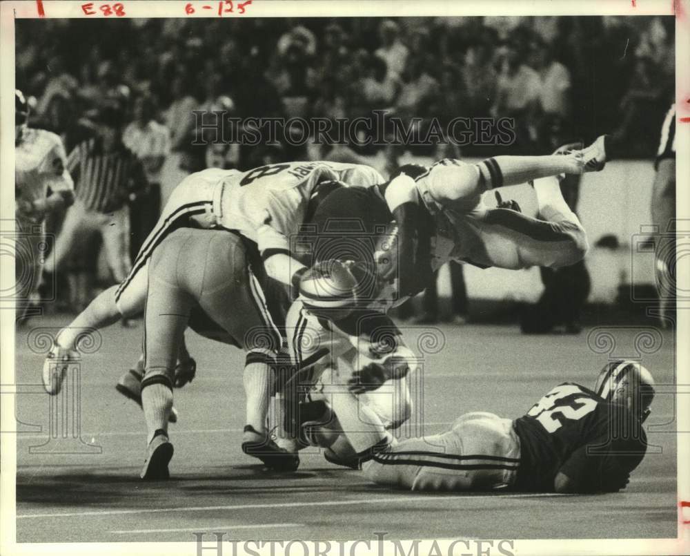 1979 Press Photo Rice University&#39;s Earl Cooper (42) on the ground during a game- Historic Images