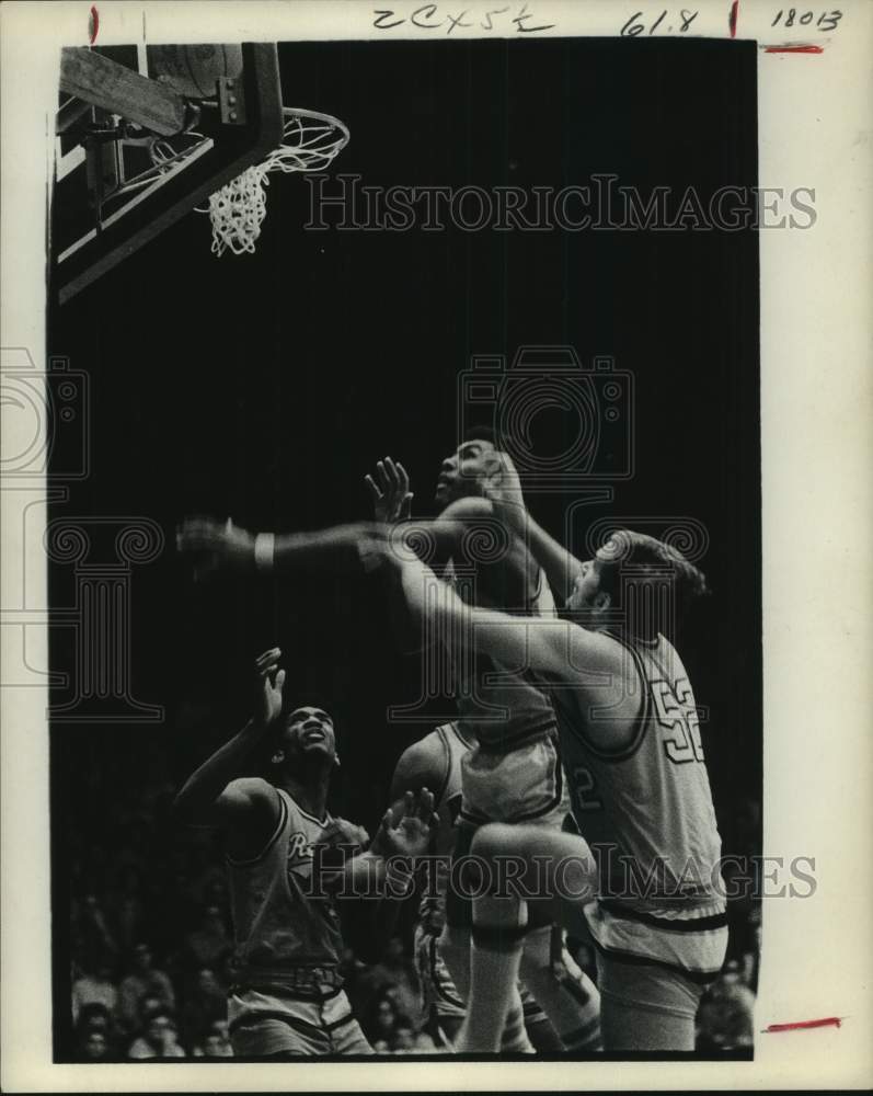 1969 Press Photo Center Ollie Taylor, University of Houston&#39;s leading scorer- Historic Images