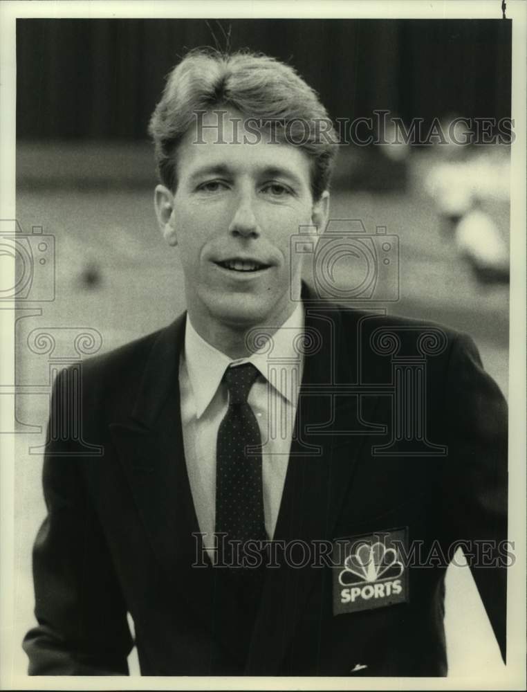 1988 Press Photo Dwight Stones, NBC Track &amp; Field analyst, &#39;88 Summer Olympics- Historic Images