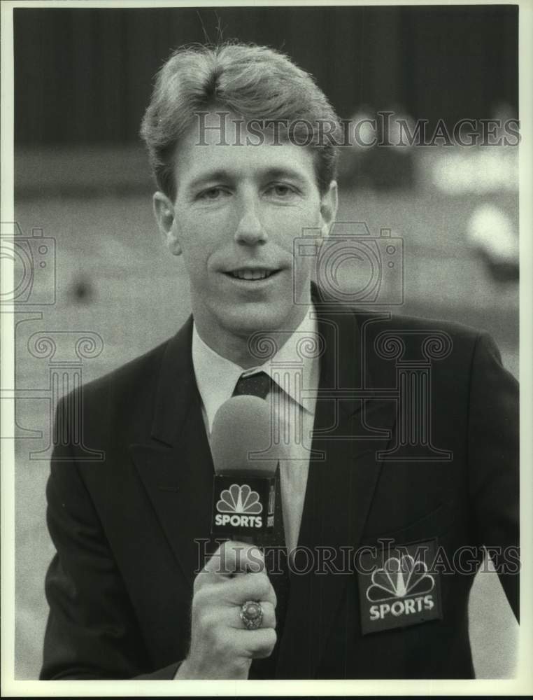 1987 Press Photo Dwight Stones, NBC Sports Analyst - hcs21688- Historic Images