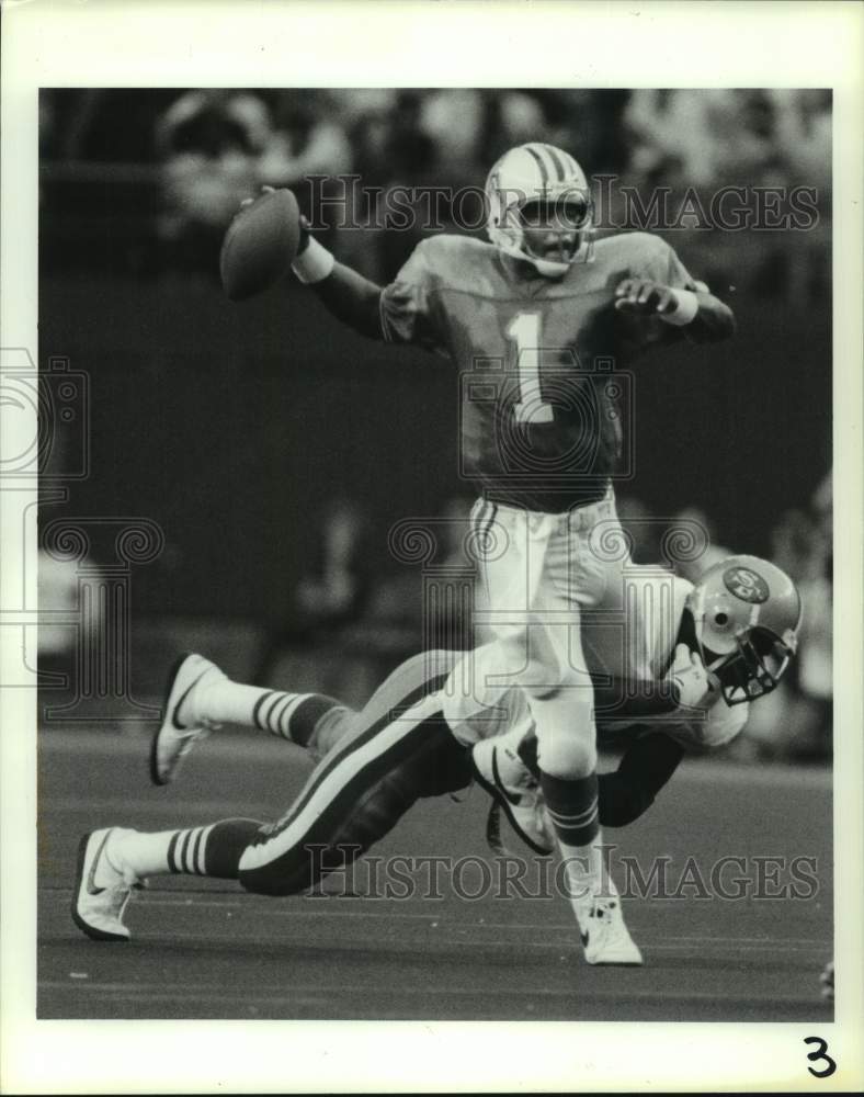 1990 Press Photo Houston Oilers football quarterback Warren Moon attempts pass- Historic Images