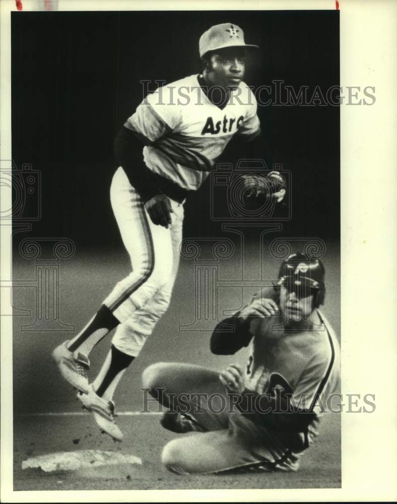 1980 Press Photo Houston Astros and Philadelphia Phillies play baseball- Historic Images