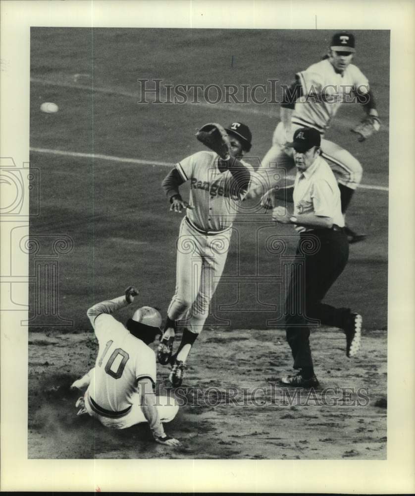 1975 Press Photo Houston Astros baseball player Larry Milbourne vs. Rangers- Historic Images