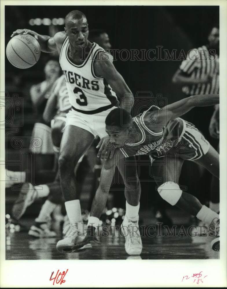 1990 Press Photo Mississippi Valley and Texas Southern play college basketball- Historic Images