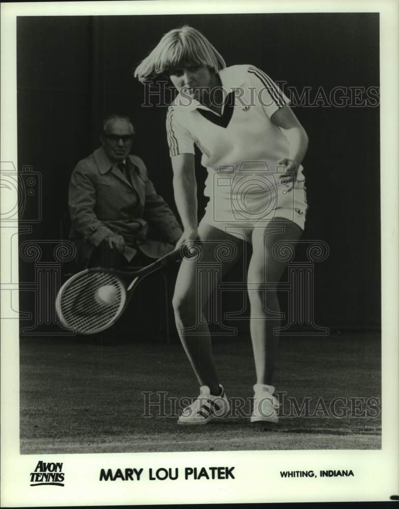 1982 Press Photo Tennis player Mary Lou Piatek in action - hcs22282- Historic Images