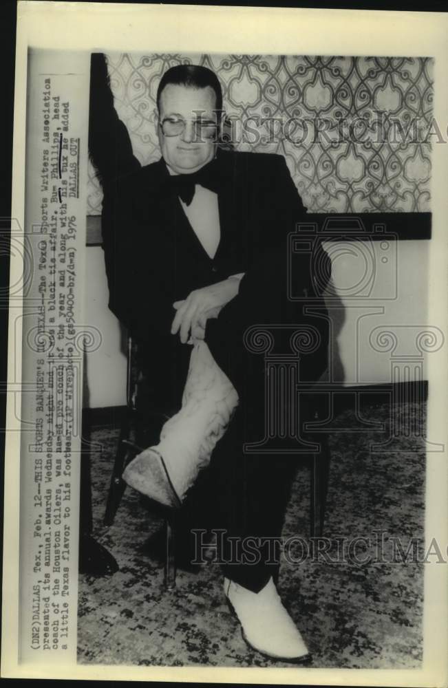 1976 Press Photo Houston Oilers football coach Bum Phillips in formal wear- Historic Images