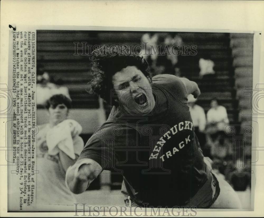 1970 Press Photo Shot put thrower Jesse Stuart of Glasgow, Kentucky - hcs22482- Historic Images