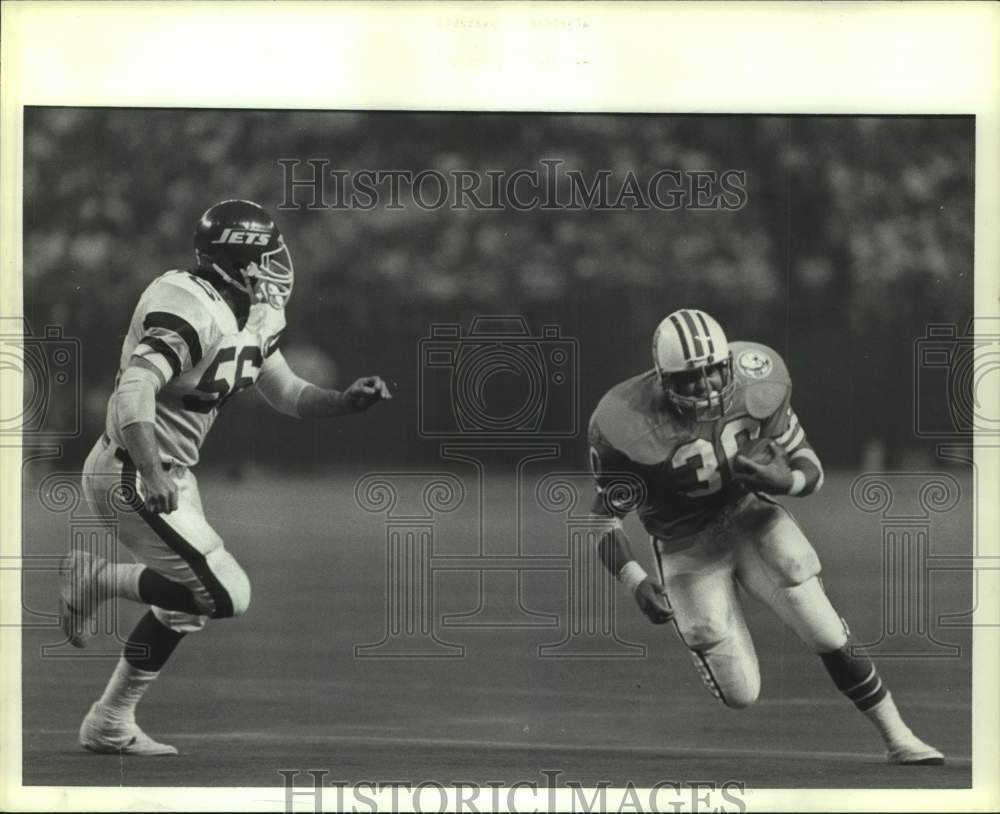 1984 Press Photo Houston Oilers and New York Jets play NFL football - hcs22631- Historic Images