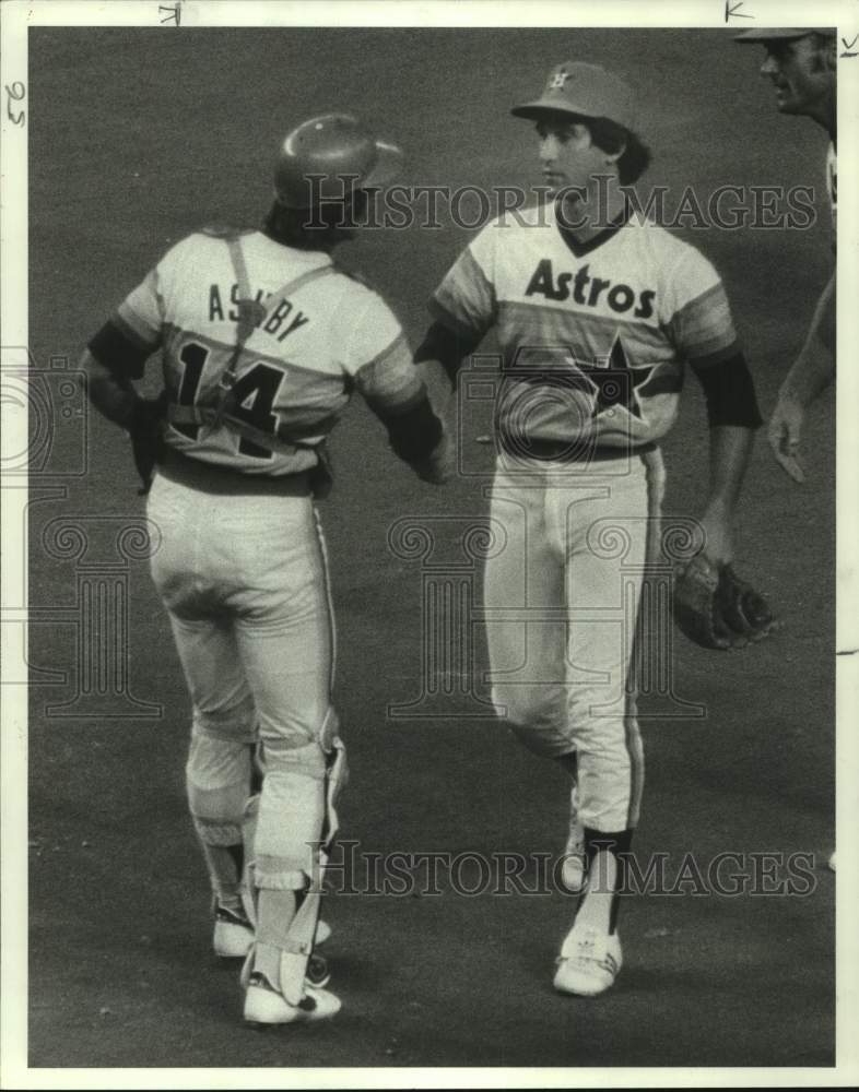 1982 Press Photo Houston Astros baseball players Joe Sambito and Alan Ashby- Historic Images