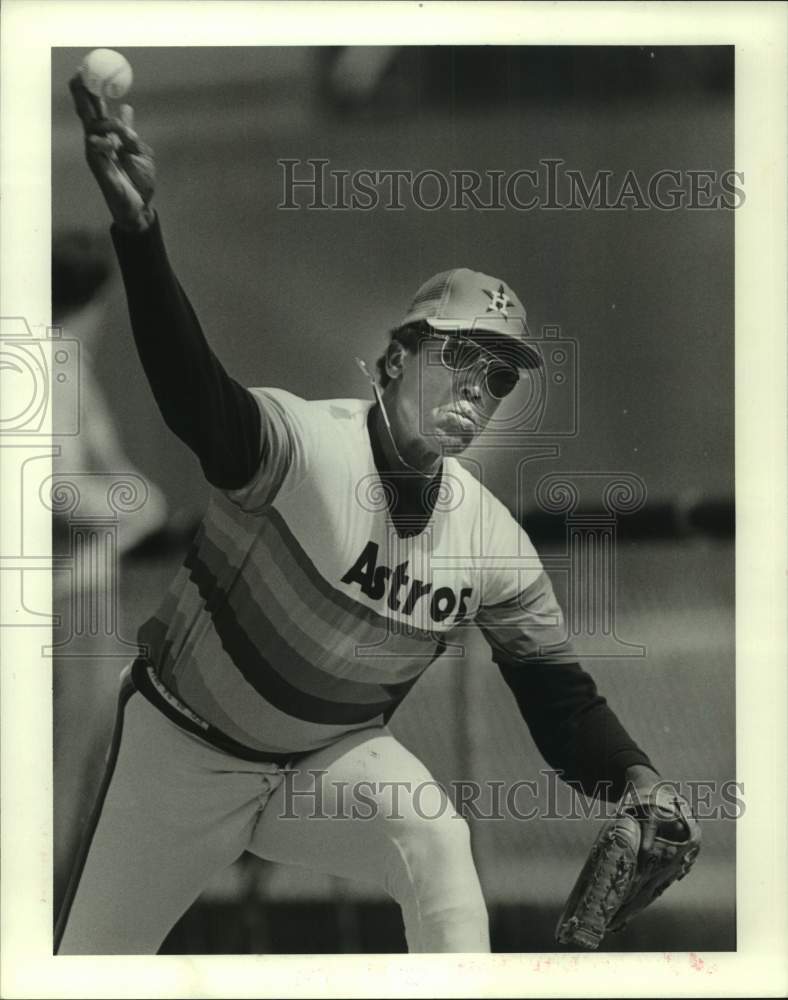 1983 Press Photo Houston Astros pitcher J.R. Richard in action in Cocoa, Florida- Historic Images