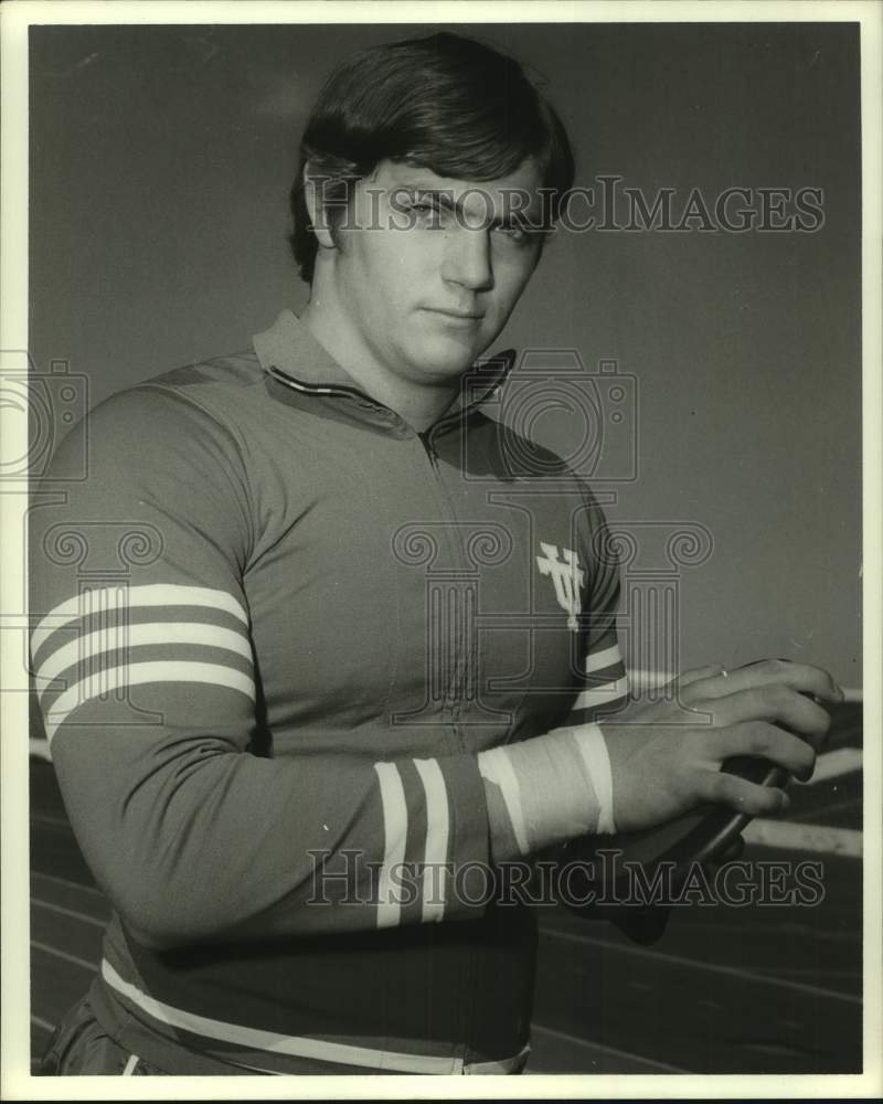 1983 Press Photo Texas record discus thrower Alan Thomas - hcs23388- Historic Images