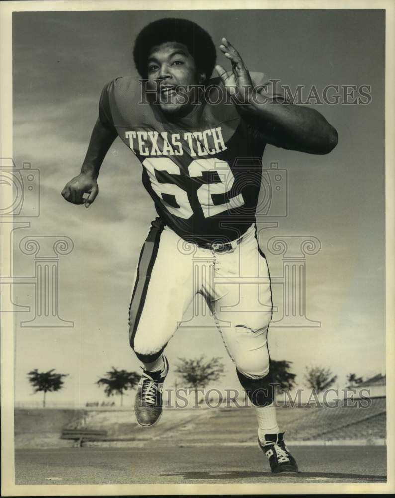 1972 Press Photo Texas Tech college football player Harold Lyons - hcs23450- Historic Images