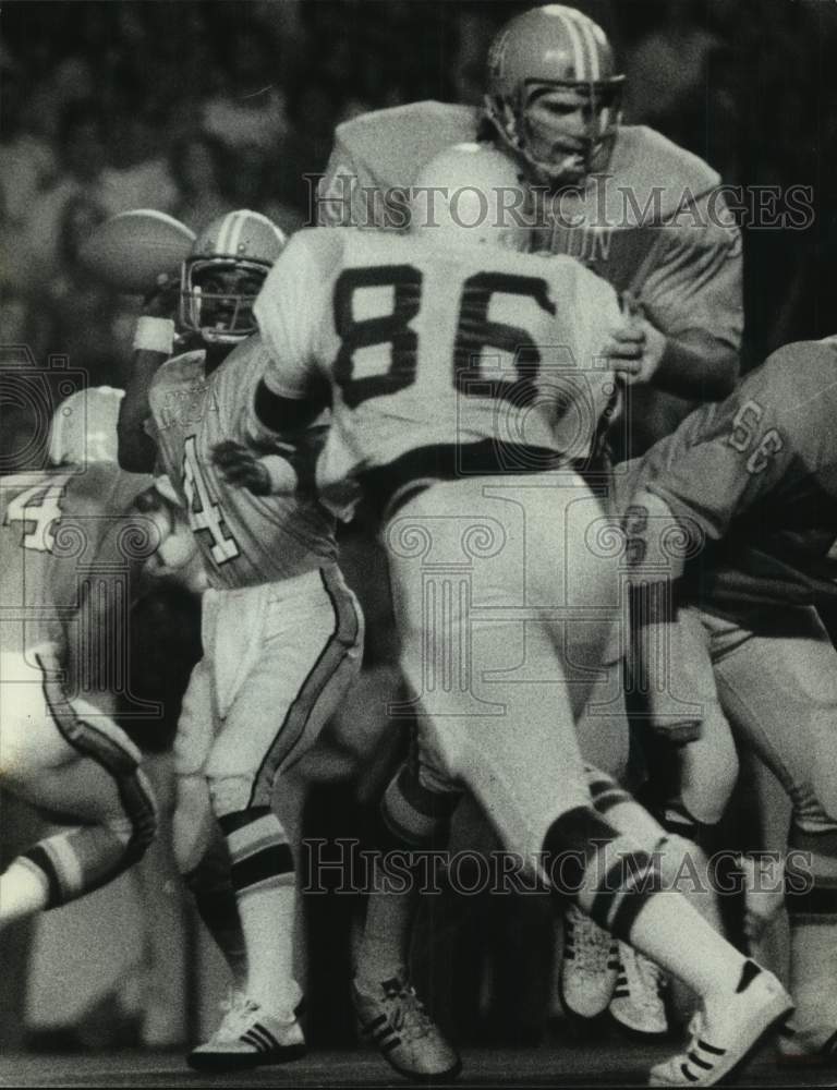 1977 Press Photo University of Houston and Texas A&amp;M play college football- Historic Images