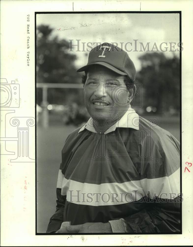 1985 Press Photo Texas State college football coach Lionel Taylor - hcs23542- Historic Images