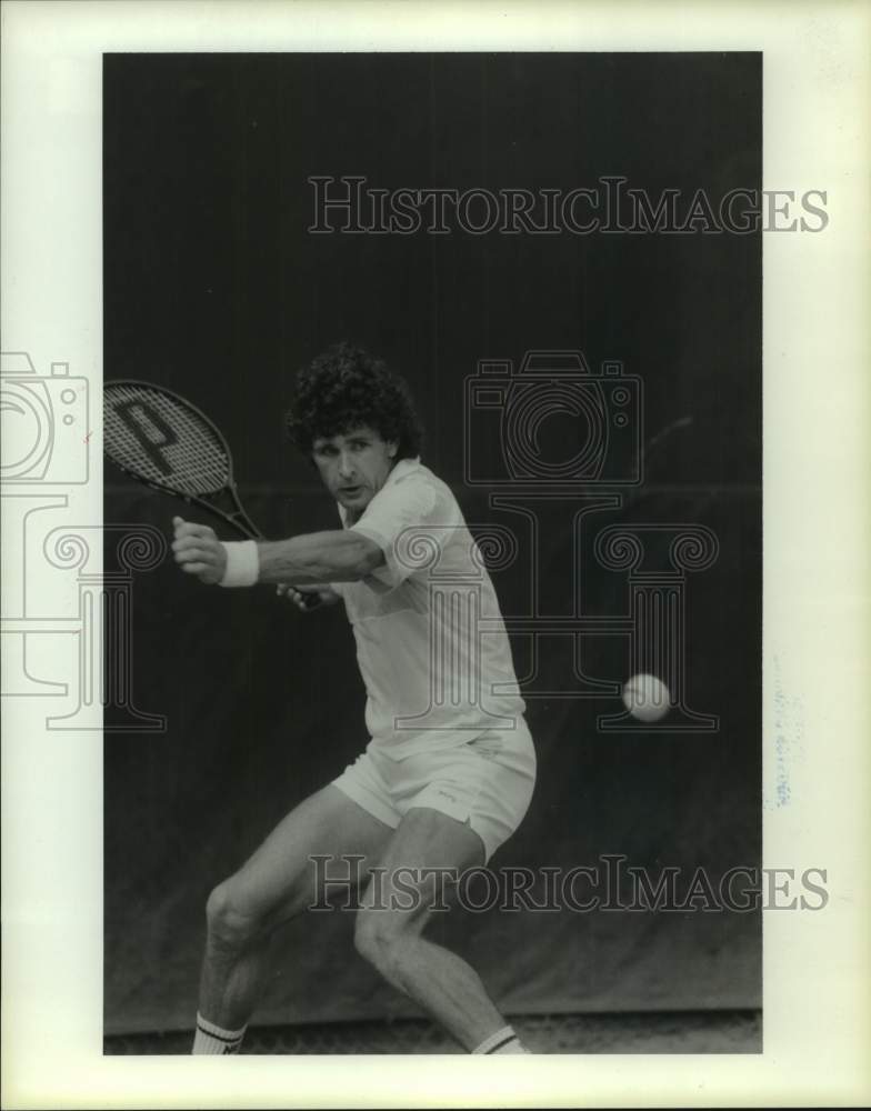 1986 Press Photo Tennis player Paul McNamee in action at River Oaks - hcs23712- Historic Images