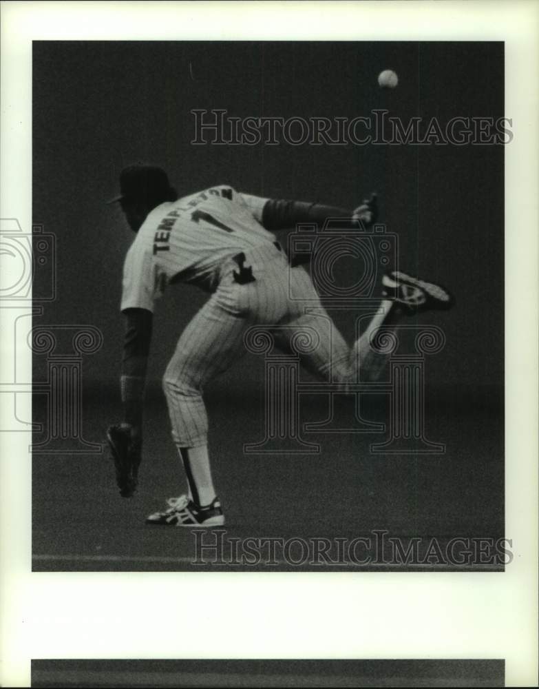 1983 Press Photo San Diego Padres baseball player Gary Templeton in action- Historic Images