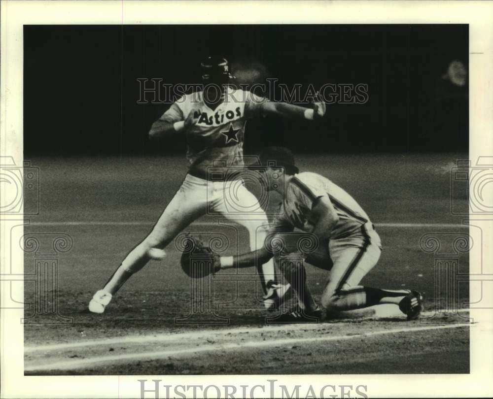 1984 Press Photo Houston Astros and New York Mets play Major League Baseball- Historic Images