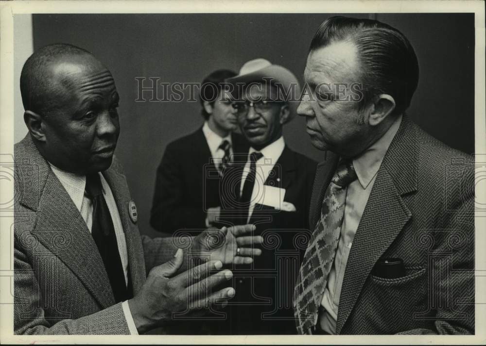 1974 Press Photo Boxing's Dick Sadler, best known for training George Foreman- Historic Images