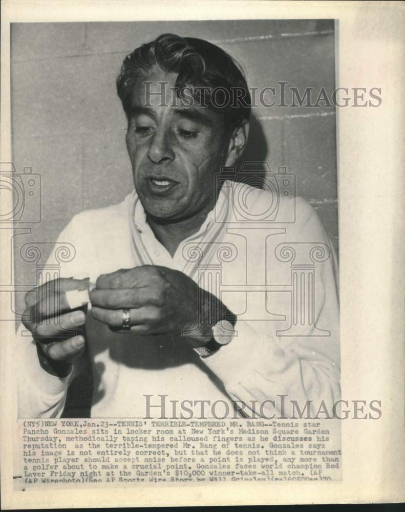 1970 Press Photo Tennis player Pancho Gonzales in New York - hcs24599- Historic Images