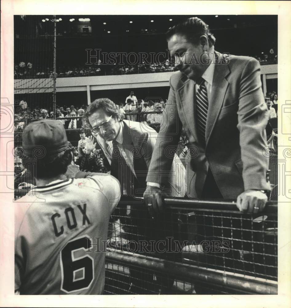 1981 Press Photo Atlanta Braves and Houston Astros baseball management at game- Historic Images