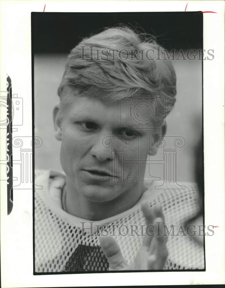1985 Press Photo Air Force college football player Bart Weiss - hcs24983- Historic Images
