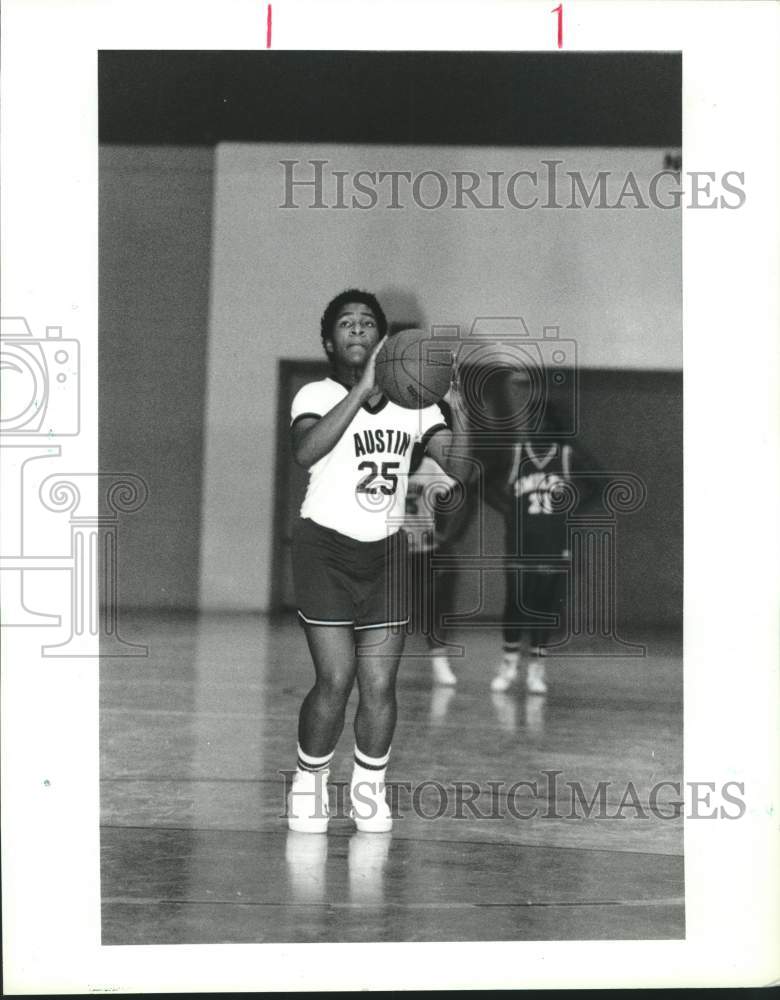 1991 Press Photo Austin High basketball player Debra Williams in action- Historic Images