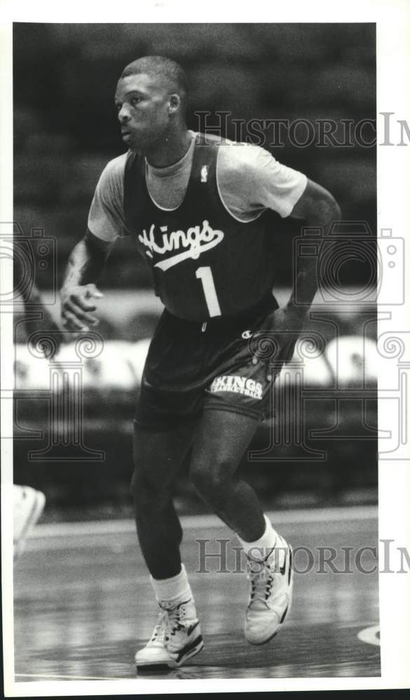 1990 Press Photo Ex-Longhorn Travis Mays unhappy with new team, Sacramento Kings- Historic Images