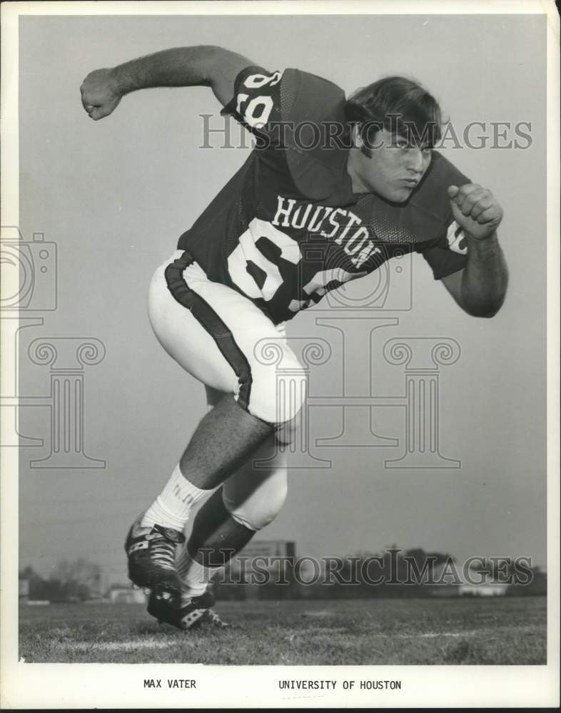 1974 Press Photo U of Houston football player Max Vater runs in practice- Historic Images