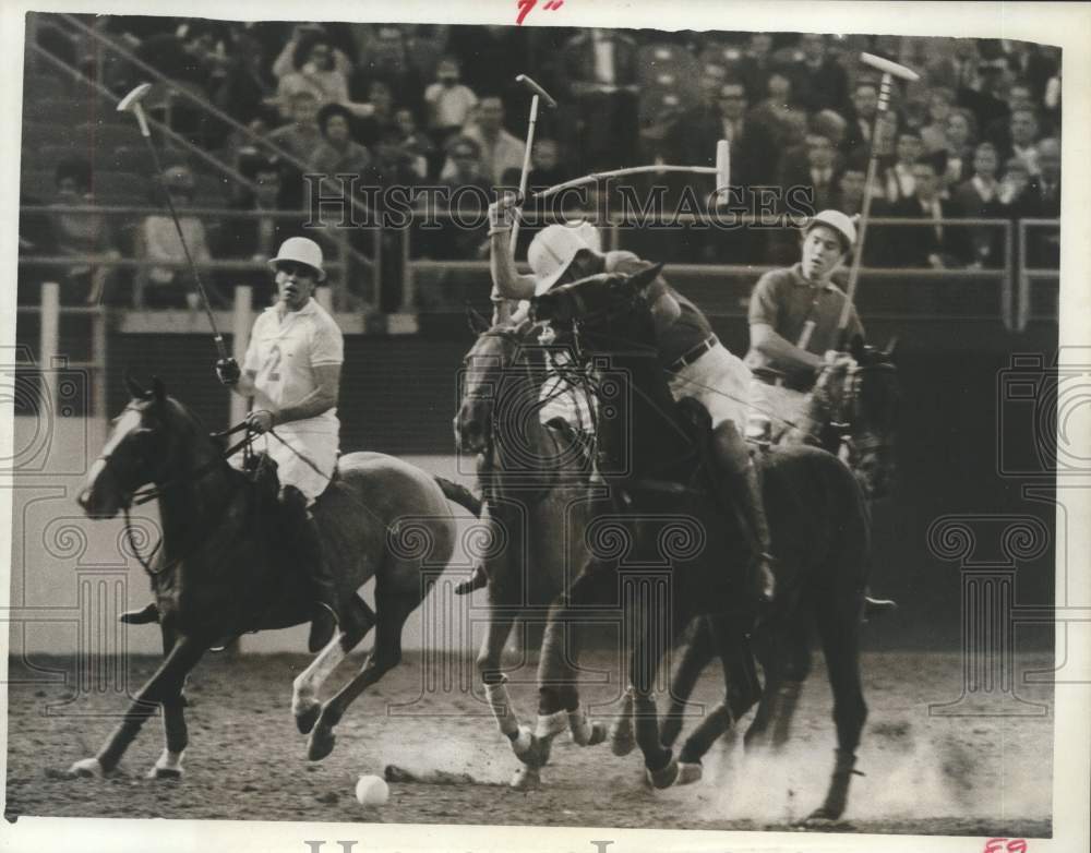 1966 Press Photo Polo players in action in Houston - hcs25503- Historic Images