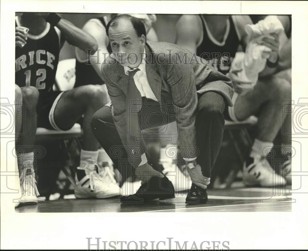 1987 Press Photo Rice college basketball coach Greg Walcavich vs. Houston- Historic Images