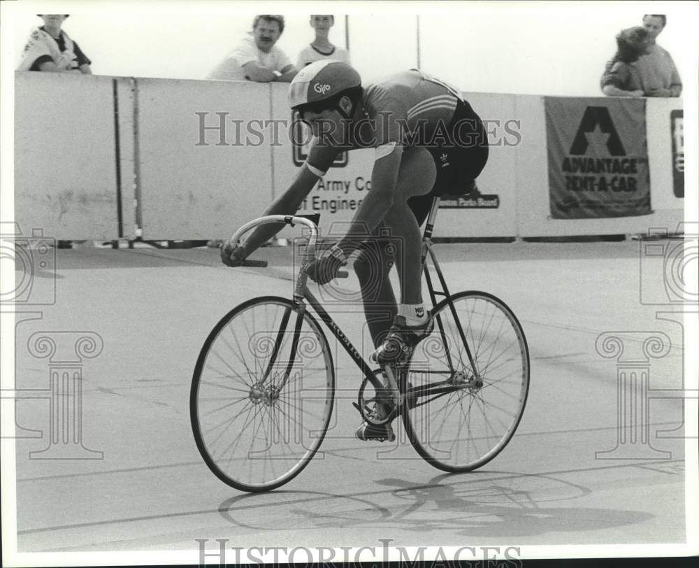 1989 Press Photo Bicycle racer Dave Vallade at the Dickies Grand Prix &#39;90- Historic Images