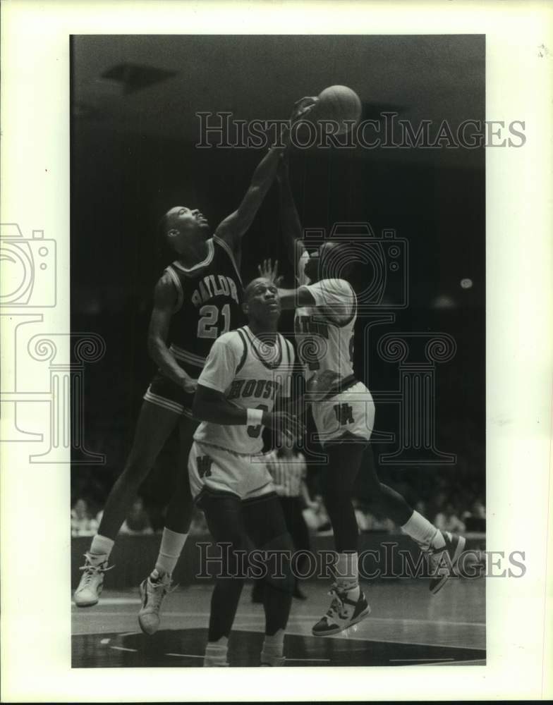 1988 Press Photo Baylor and Houston play men&#39;s college basketball - hcs26006- Historic Images