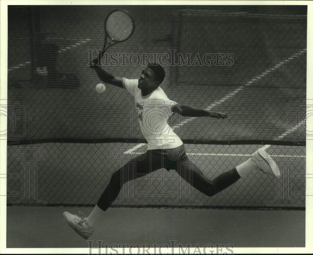 1985 Press Photo Tennis player Ricky Wilson of Dallas during tournament play- Historic Images