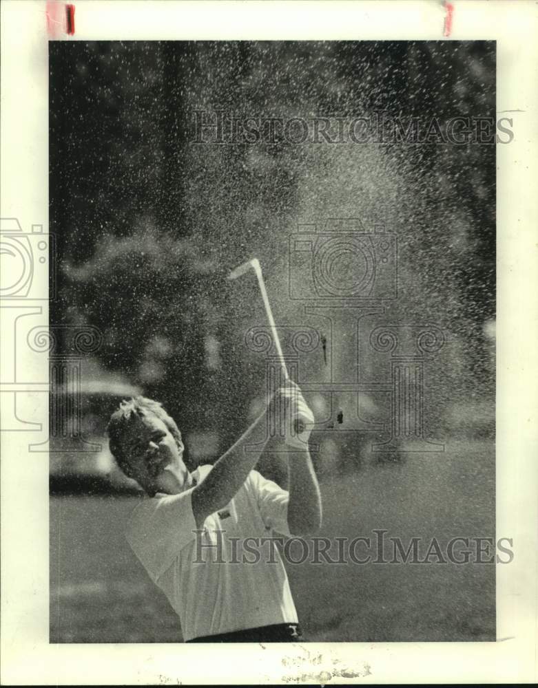 1982 Press Photo Oklahoma State golfer Willie Wood plays the AAII - hcs26291- Historic Images