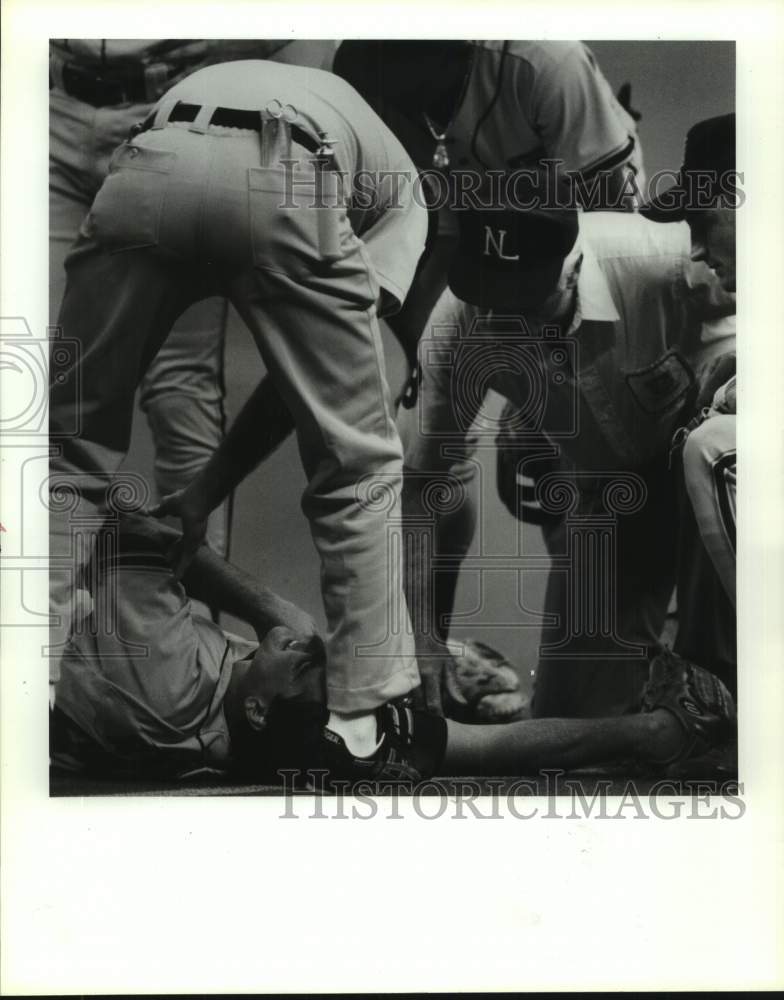 1990 Press Photo San Francisco Giants and Houston Astros play baseball- Historic Images