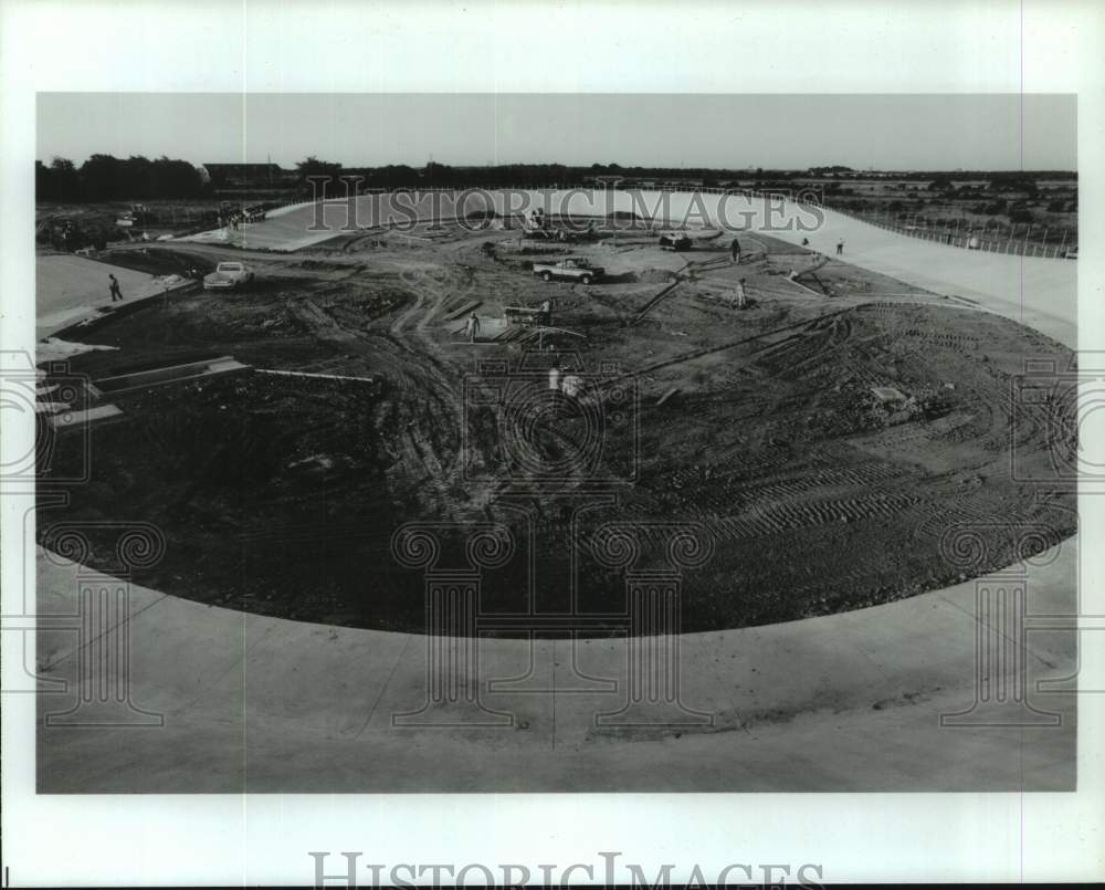 1986 Press Photo Velodrome being built for U.S. Olympic Festival in July- Historic Images